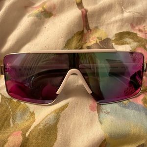 Quay sunglasses never used